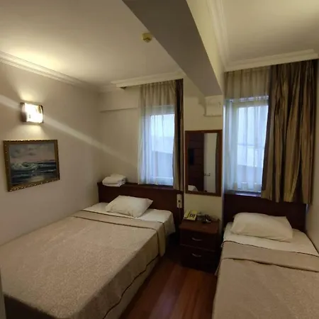 Nayla Стамбул